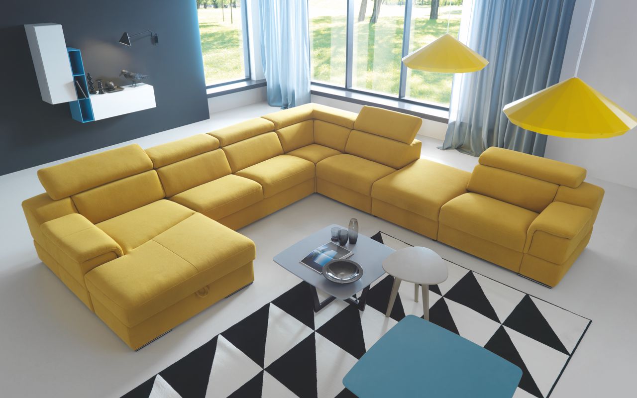 Living Room Furniture Reclining and Sliding Seats Sets Luciano Sectional