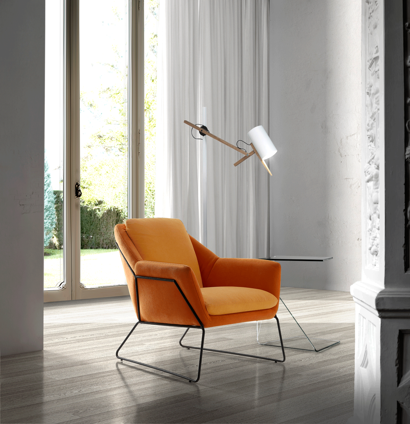 Brands Motif, Spain Tulip Arm Chair