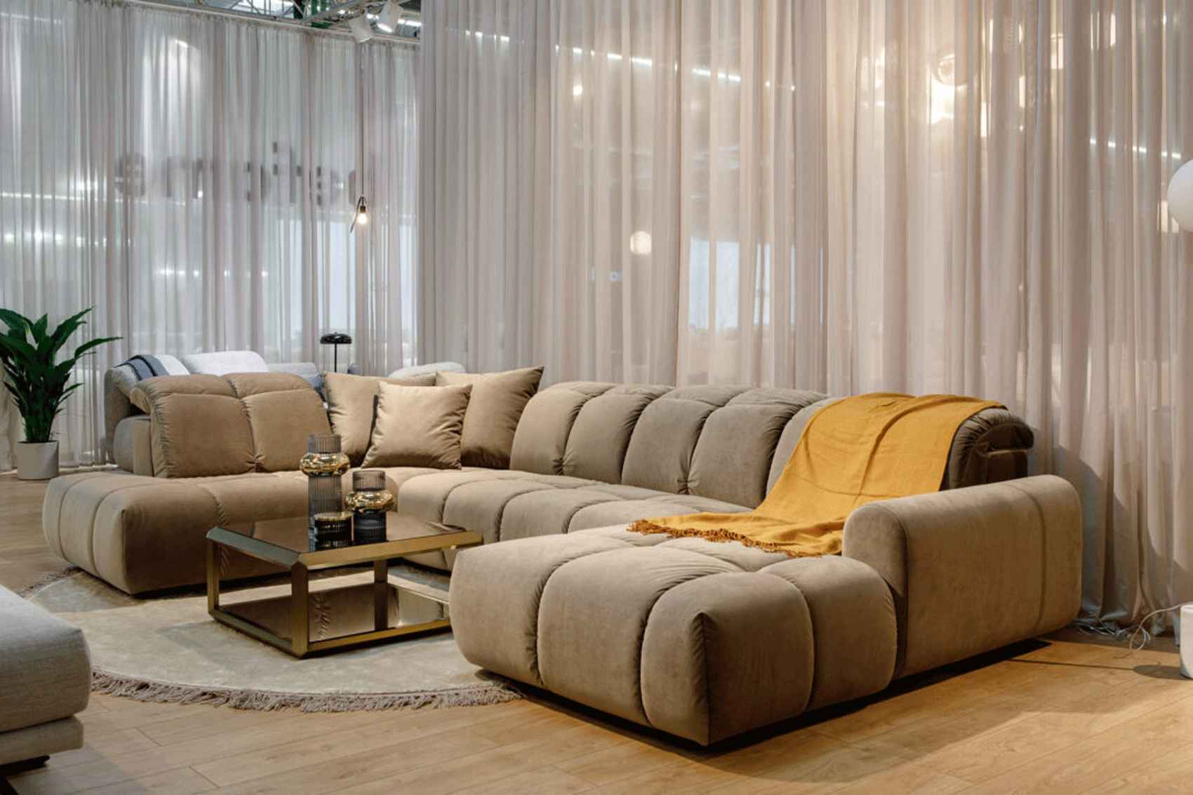 Living Room Furniture Reclining and Sliding Seats Sets Bullet U-shaped Sectional